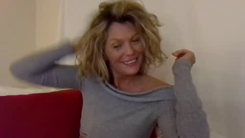 Hailey online show from 01.21.25