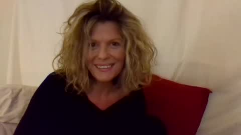 Hailey online show from 02.23.25