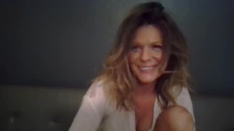 Hailey online show from 10.07.25