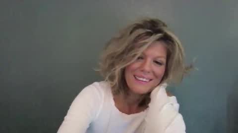 Snapshot of haileys123 chatting on 04.07.26 Hailey online show from 04.07.26