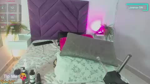 haileystonei online show from 06.24.26