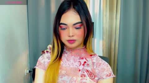 Snapshot of hailywilson chatting on 03.06.25 haily online show from 03.06.25