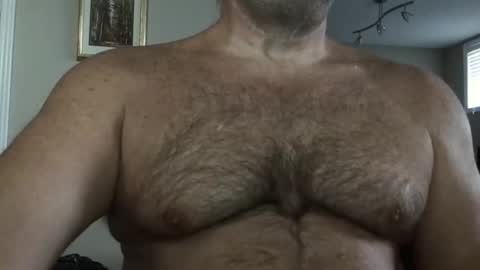 Snapshot of hairbear5 chatting on 05.01.26 Bruce online show from 05.01.26