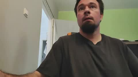 Snapshot of hairy_guy007 chatting on 06.20.26 hairy_guy007 online show from 06.20.26