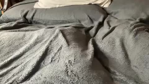 J  M online show from 03.05.25