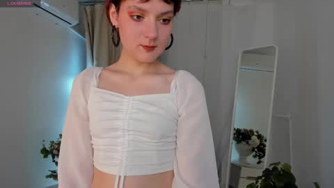 hairy_queeen online show from 09.18.25