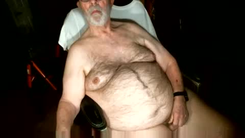 hairybear813 online show from 03.26.26