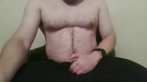 hairychest222141 online show from 11.09.25