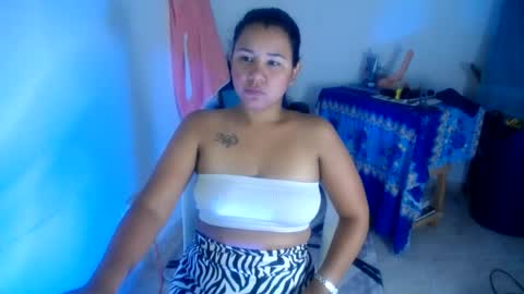 Snapshot of hairygirl83 chatting on 06.24.26 hairygirl83 online show from 06.24.26