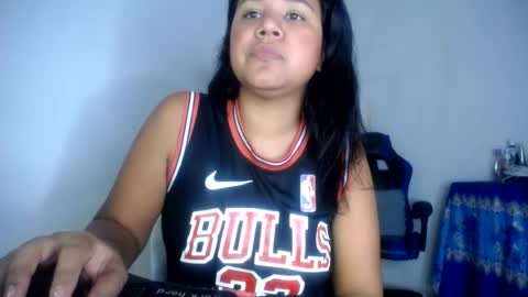 Snapshot of hairygirl83 chatting on 06.30.26 hairygirl83 online show from 06.30.26