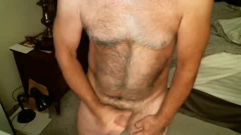 Snapshot of hairypecsguy chatting on 04.07.26 Hairy pecs online show from 04.07.26