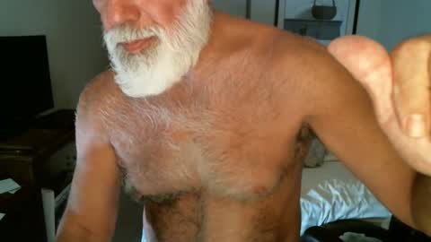Hairy pecs online show from 05.16.26