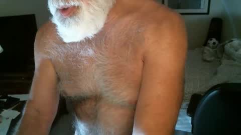 Hairy pecs online show from 05.19.26
