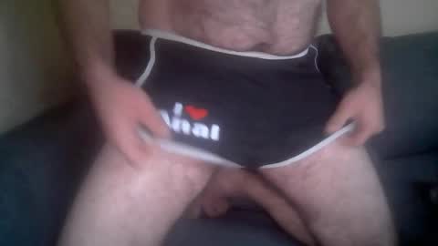 Snapshot of hairytransvestite chatting on 10.10.25 hairytransvestite online show from 10.10.25