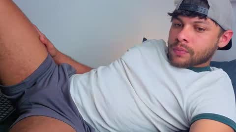 Independent       model  online show from 02.04.26