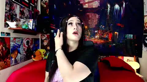 Snapshot of hakudoll chatting on 01.31.26 Haku online show from 01.31.26