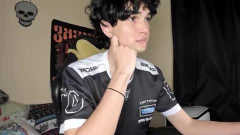 Snapshot of halan_jr chatting on 02.18.26 halan online show from 02.18.26