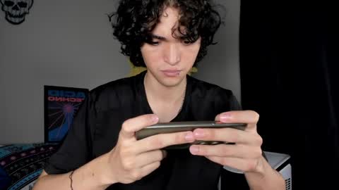 Snapshot of halan_jr chatting on 05.04.26 halan online show from 05.04.26