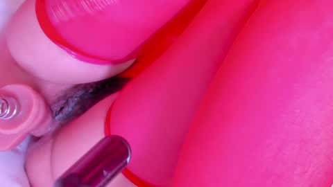 Snapshot of halie728 chatting on 06.19.26 Halie online show from 06.19.26
