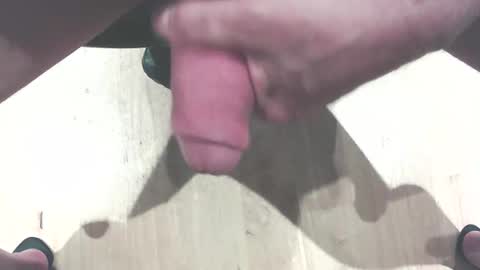 Snapshot of hammerhard1 chatting on 12.21.25 hammerhard1 online show from 12.21.25