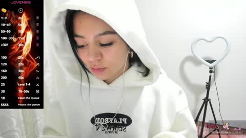 Snapshot of hana_garcia chatting on 03.27.26 Hana Garcia online show from 03.27.26