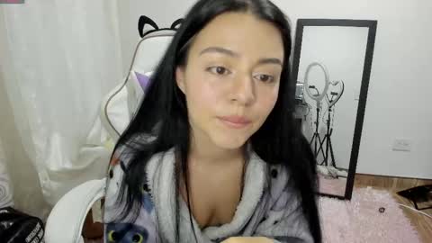 Snapshot of hana_garcia chatting on 05.16.26 Hana Garcia online show from 05.16.26