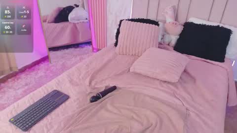 Snapshot of hanaa_rosse chatting on 02.17.26 Hanna Rosse online show from 02.17.26