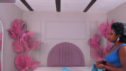 hanaahquinn online show from 11.21.25