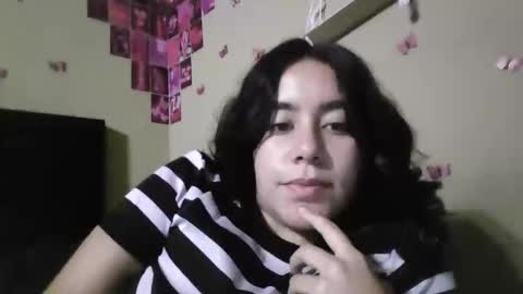 Snapshot of hanah_bakeer chatting on 05.19.26 Hanah Montana Independent model online show from 05.19.26