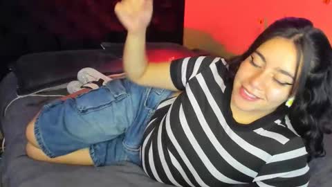Snapshot of hanah_bakeer chatting on 05.19.26 Hanah Montana Independent model online show from 05.19.26