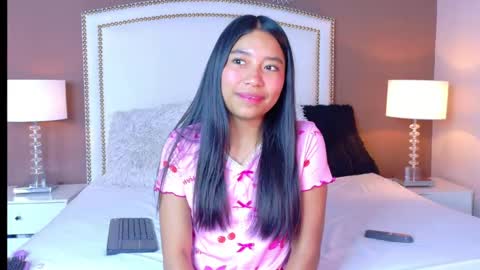 Snapshot of hanaluna chatting on 05.19.26 Hanna online show from 05.19.26