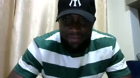 handsome king online show from 02.13.25