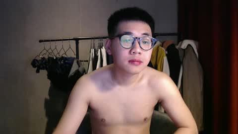 handsome_mannn online show from 12.31.24