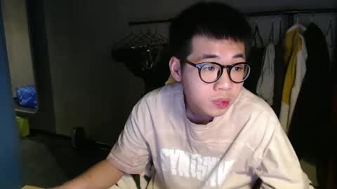 handsome_mannn online show from 01.19.25