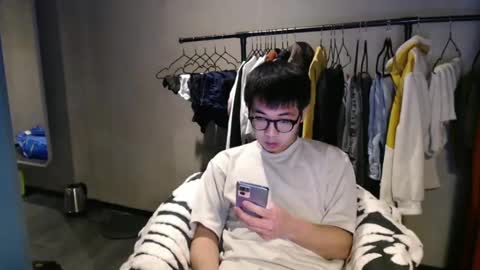 handsome_mannn online show from 02.08.25