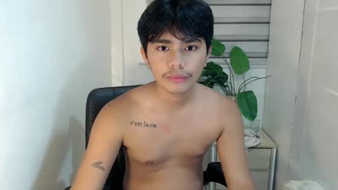 Snapshot of handsome_vanana chatting on 02.13.25 handsome_vanana online show from 02.13.25