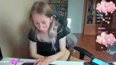 Mila online show from 09.28.25