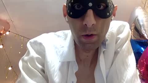 Snapshot of handsomealfie chatting on 07.12.26 HandsomeAlfie online show from 07.12.26