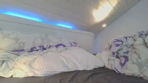 Handsomebody online show from 12.06.24