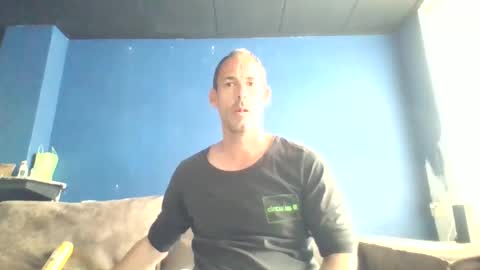 handsomeguy4ever online show from 09.22.25