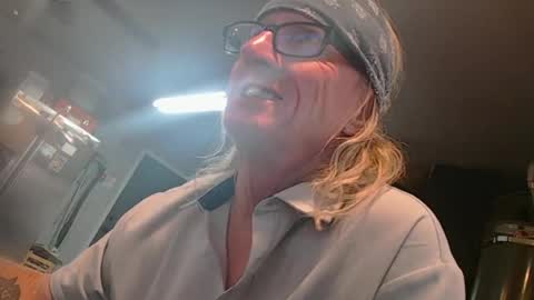 Snapshot of handystud33 chatting on 06.18.26 handystud33 online show from 06.18.26