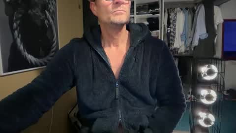 hanky online show from 12.25.24