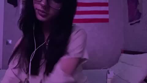 Snapshot of hanna3mominty chatting on 06.27.26 hanna3mominty online show from 06.27.26