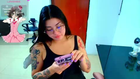 Snapshot of hanna__11_ chatting on 06.17.26 Hanna online show from 06.17.26