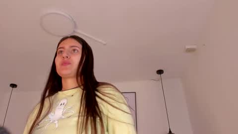 hanna__evans_ online show from 10.17.25