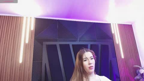 HANNA BECKER online show from 03.02.26