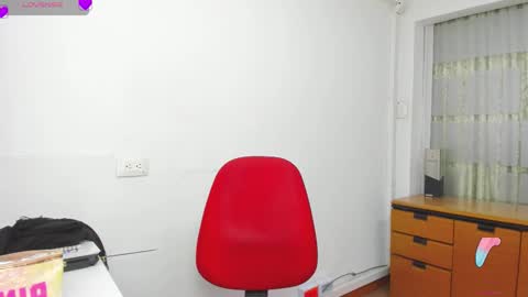 Sara online show from 10.23.25