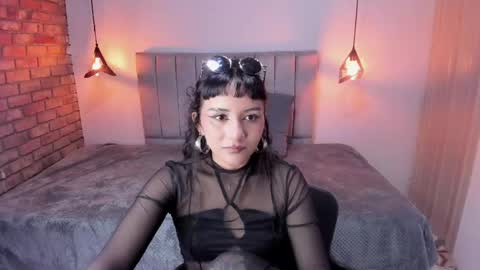 Hanna clark online show from 04.17.26
