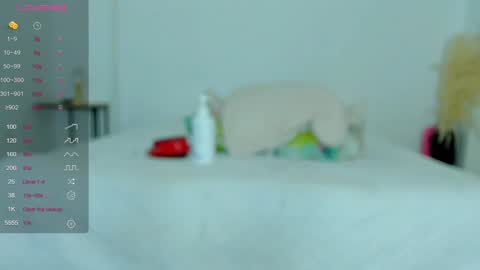 Snapshot of hanna_connorss chatting on 12.20.24 hanna_connorss online show from 12.20.24