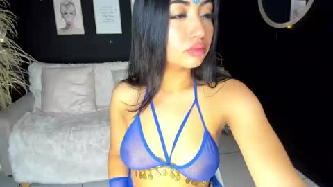 Snapshot of hanna_fost chatting on 12.07.24 im Hanna online show from 12.07.24